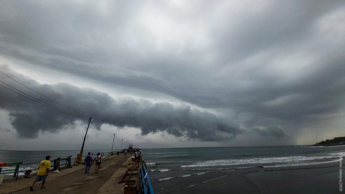 Acumulación de humedad generará lluvias este fin de semana en El Salvador