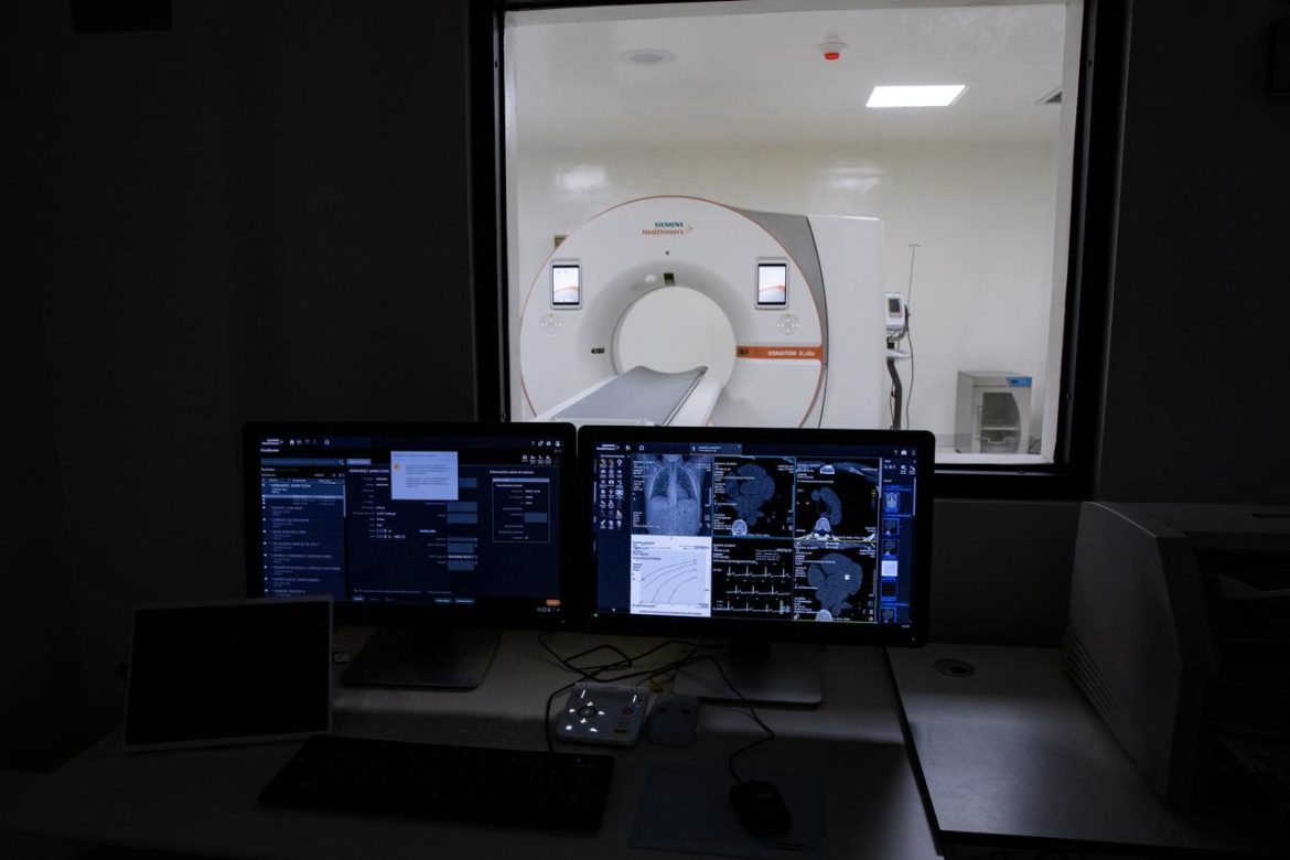 Inauguran el centro de radiología más grande de Latinoamérica en Hospital El Salvador