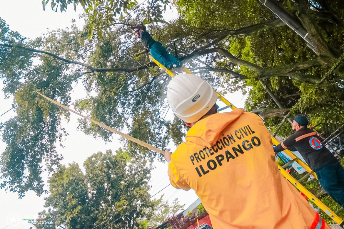 Ilopango activa equipos de primera línea para monitoreos durante Tormenta Pilar