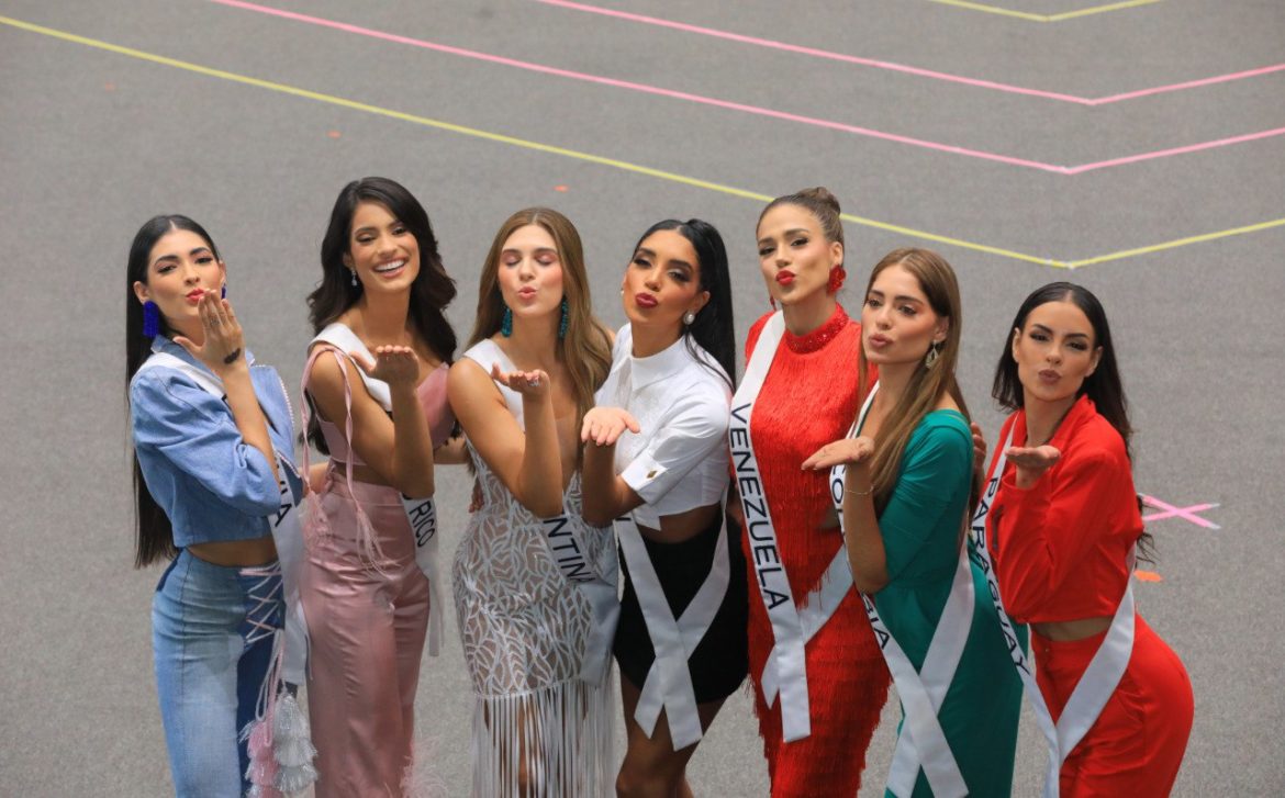 Gracia, elegancia y arduo trabajo en los ensayos de Miss Universo