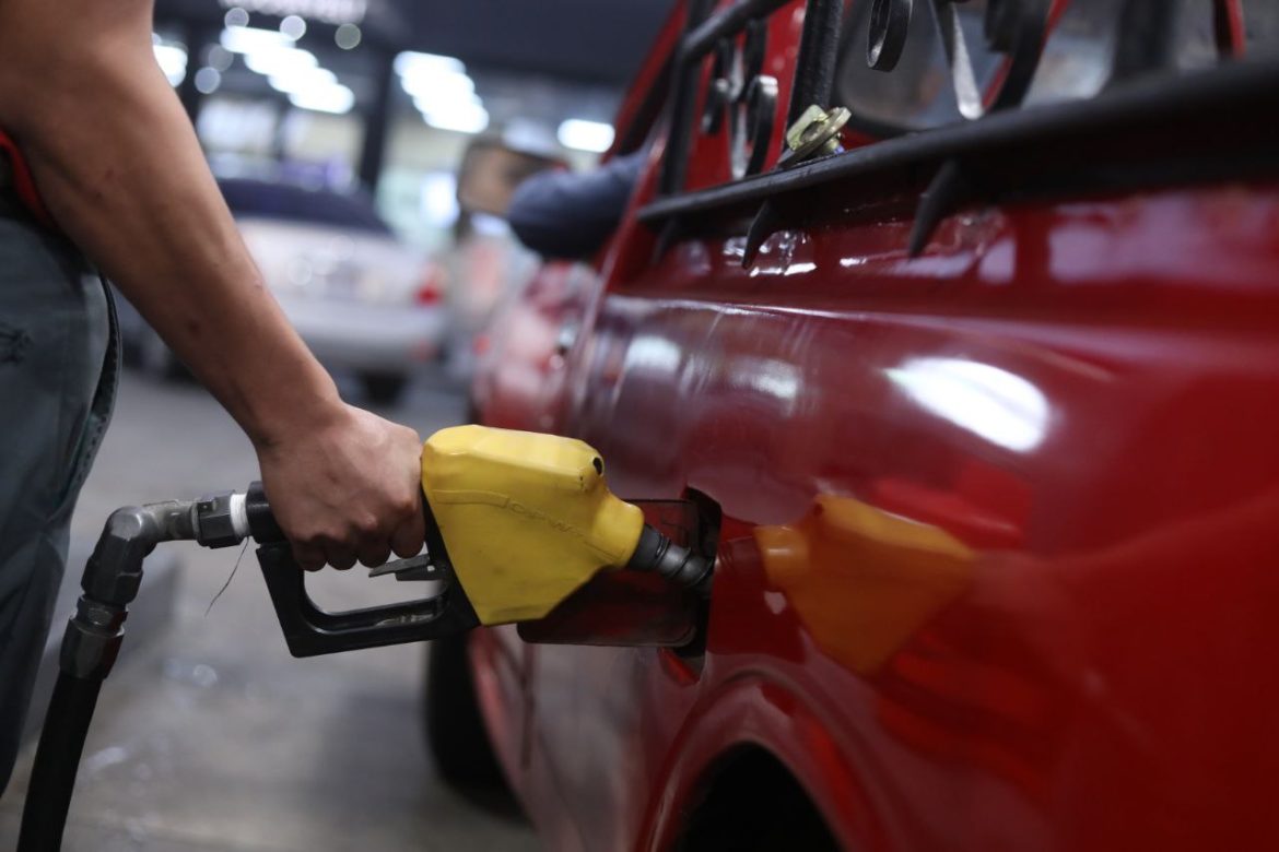 Los combustibles bajarán entre $0.12 y $0.21 esta quincena