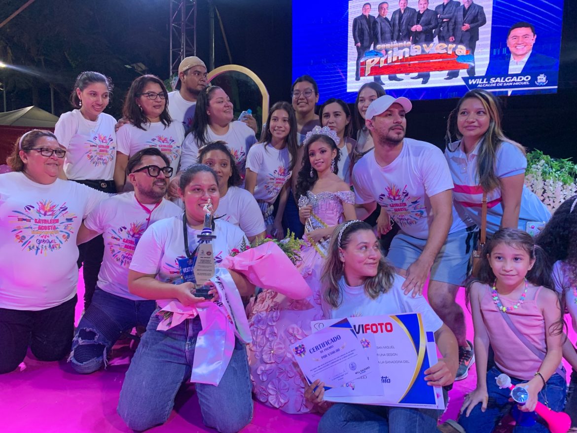Kathleen Acosta es elegida como reina infantil de los festejos patronales de San Miguel