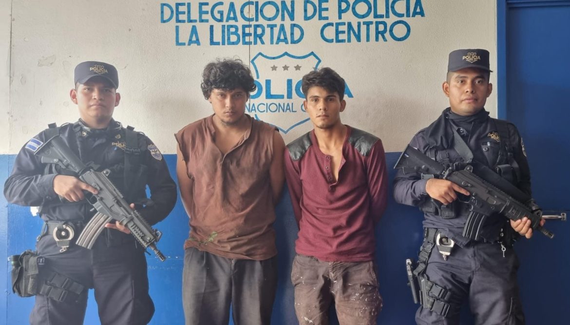 Dos pandilleros armados fueron capturados en campamento clandestino en San Juan Opico