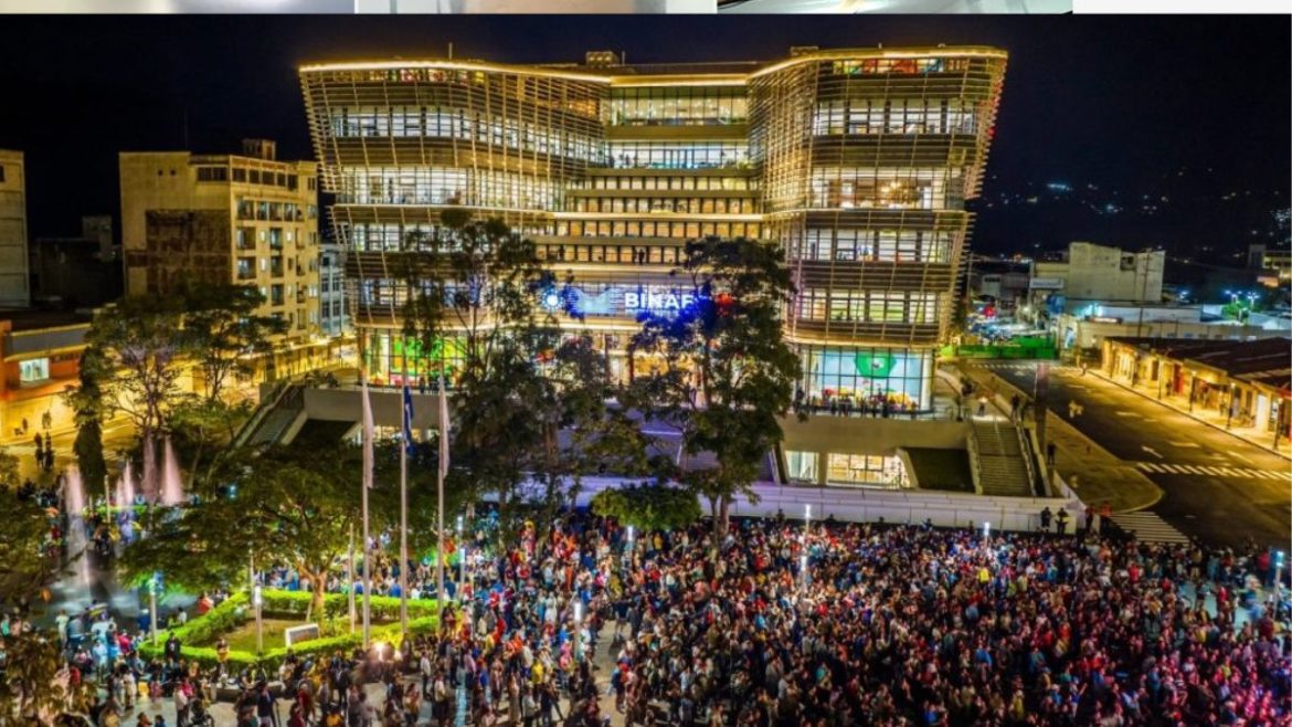Salvadoreños celebran apertura de la Biblioteca Nacional de El Salvador