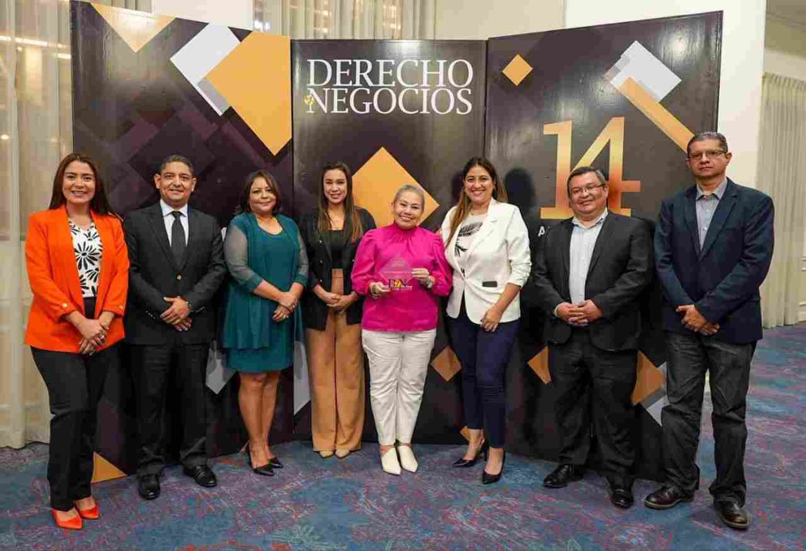 La LNB recibió distinción como «Institución Pública del Año» en Premios Derecho y Negocios 2023
