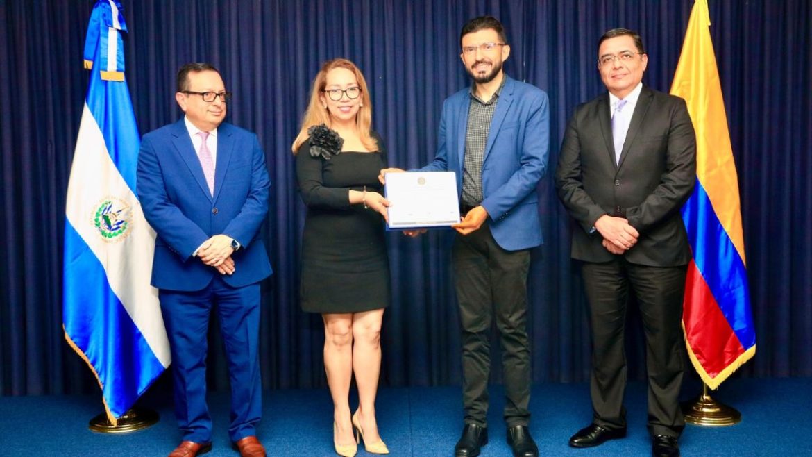 Colaboradores técnico jurídicos de la CSJ reciben capacitación