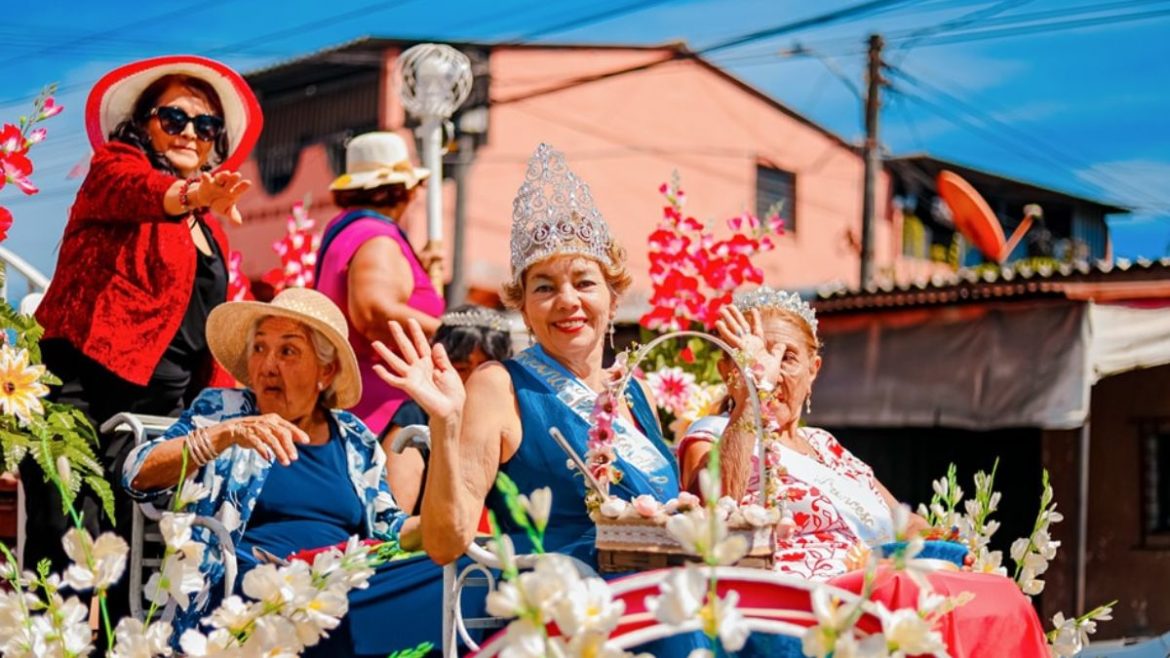 Éxito sin precedentes en el desfile del Correo durante las Fiestas Patronales de Ilopango
