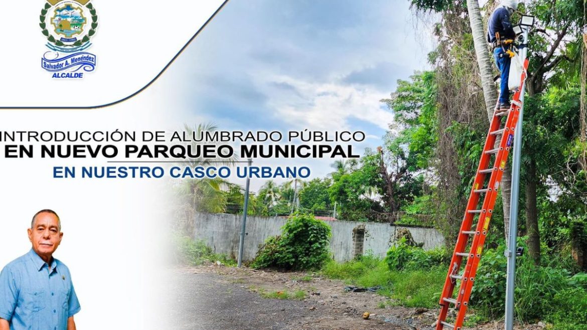 Alcaldía de San Luis Talpa realizó trabajos de instalación de alumbrado público en el centro del Casco Urbano