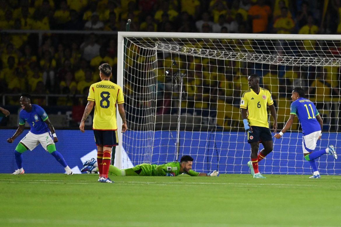 El brasileño Vinicius Jr es duda para el clásico ante Argentina