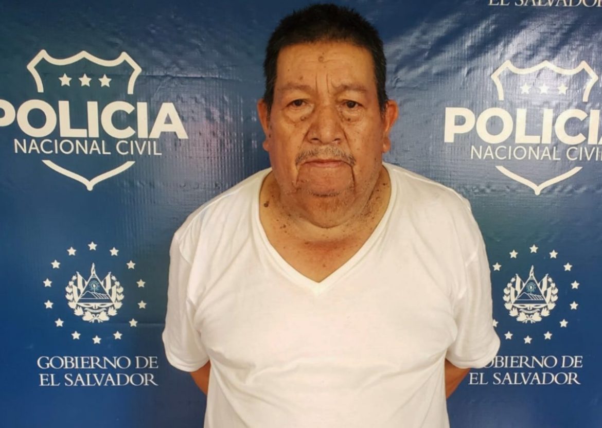 Arrestan a hombre que fue denunciado por disparar al aire libre mientras se encontraba en estado de ebriedad
