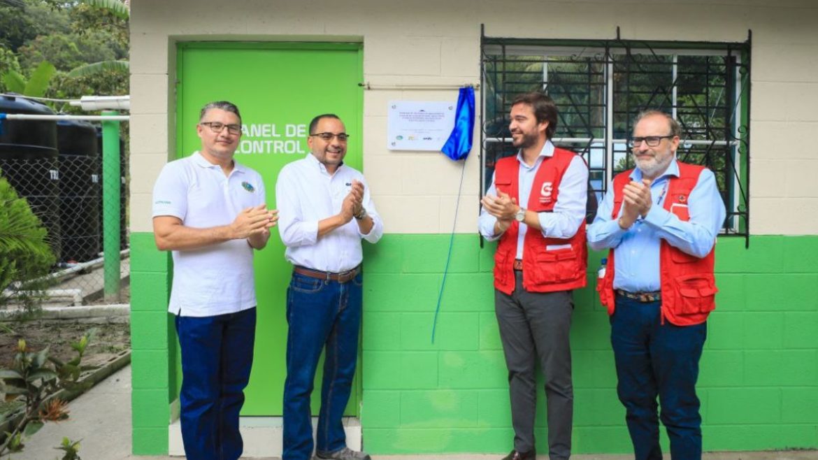 Más de 17,500 habitantes fueron beneficiados con mejora del sistema de agua potable en San Pedro Perulapán