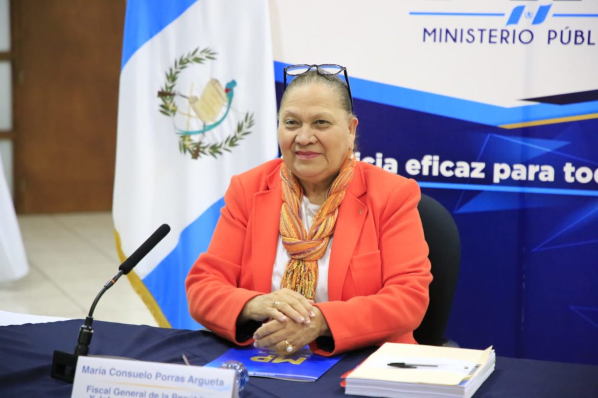 Indígenas solicitan al máximo tribunal facilitar la remoción de la fiscal general de Guatemala
