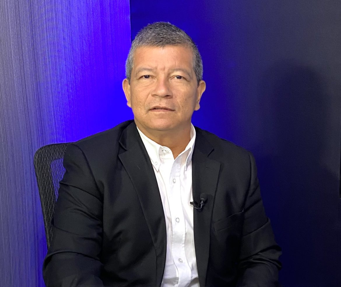 Candidato presidencial del FMLN afirmó puede ganar en primera vuelta la elección a la Presidencia, en 2024