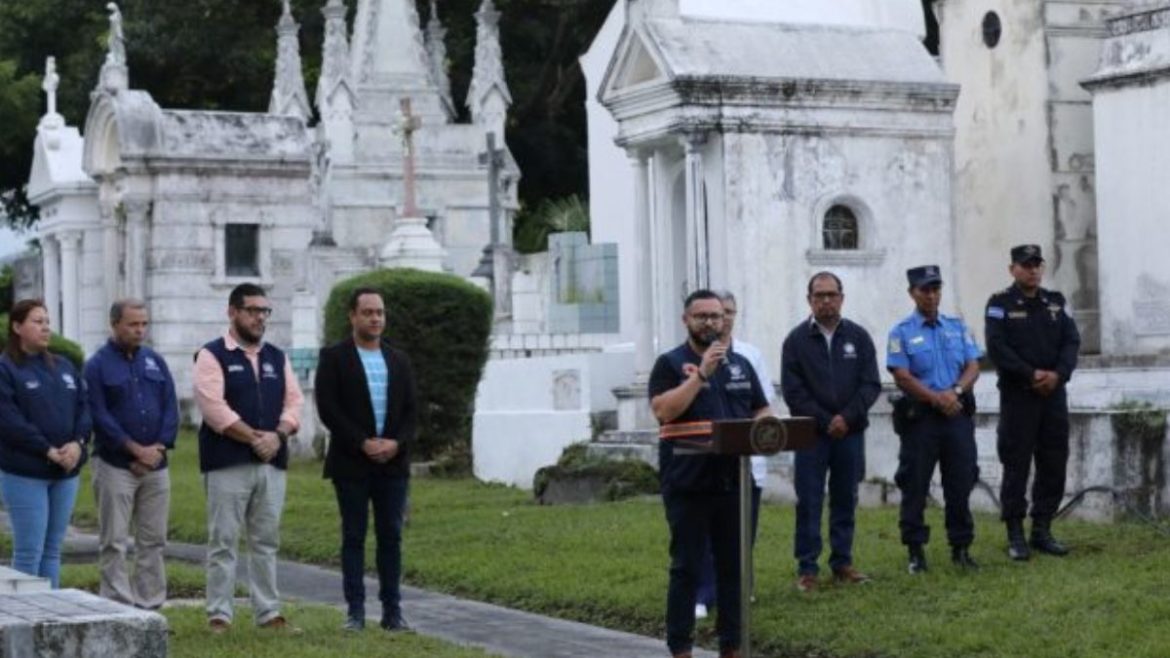 Alcaldía de San Salvador lanza plan de acción previo a la conmemoración del Día de los Difuntos