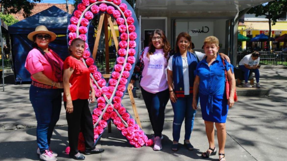 Alcaldía de Santa Tecla realiza Jornada Rosa en conmemoración del mes contra el Cáncer de Mama