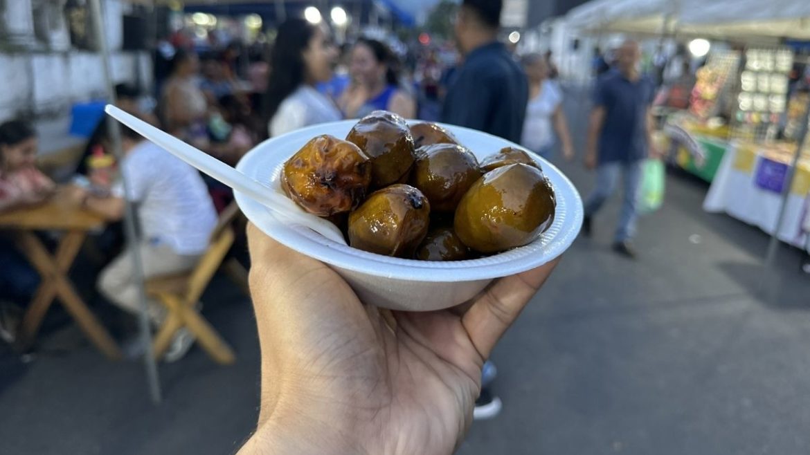 Santa Tecla celebró el Festival del Jocote Corona