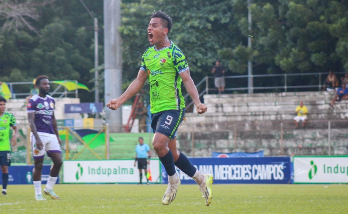 Santa Tecla amargó a un 11 Deportivo que cada vez mira más lejos los cuartos de final