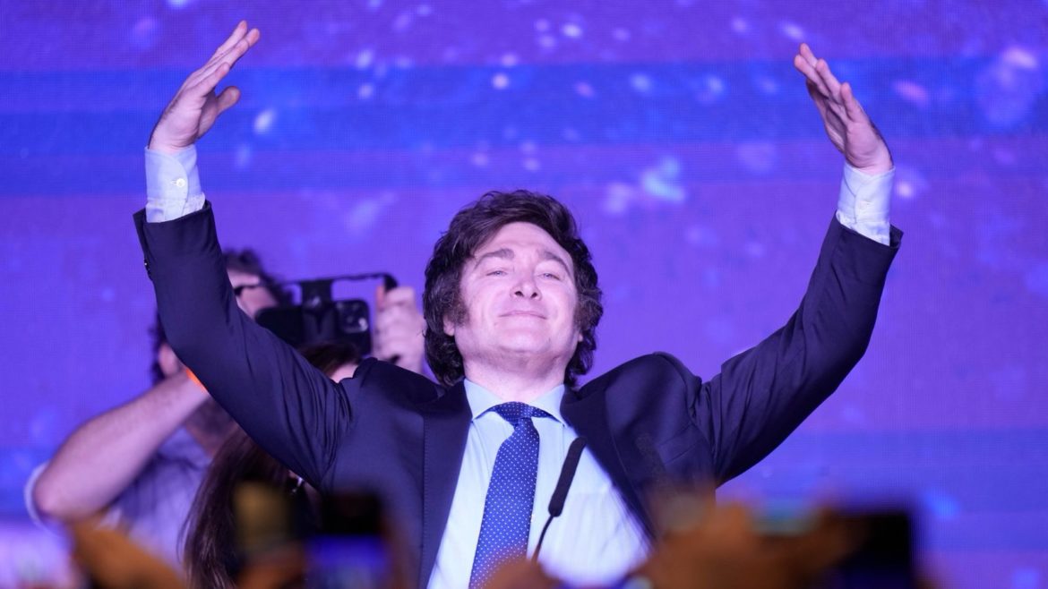 Ultraderechista Javier Milei electo presidente de Argentina