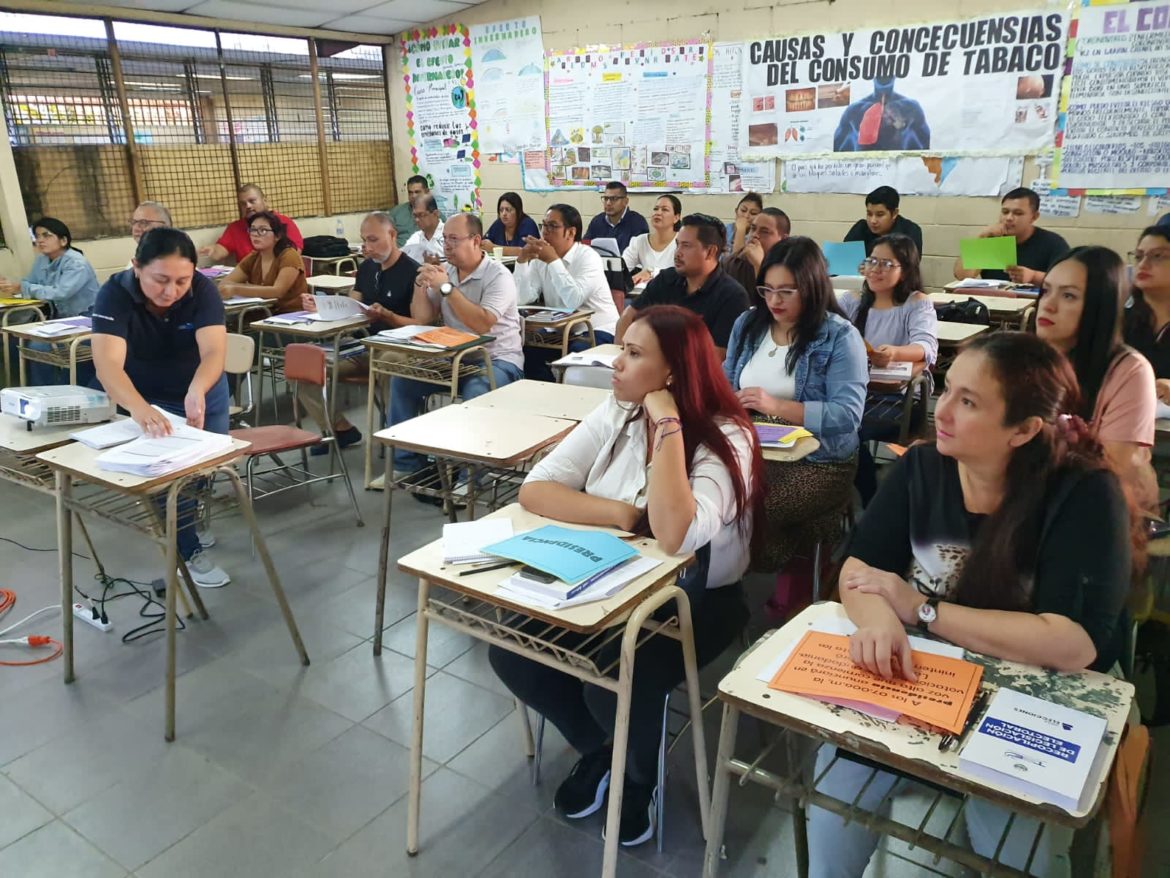 TSE inició las capacitaciones a los facilitadores y coordinadores de San Salvador para instruir a miembros de JRV