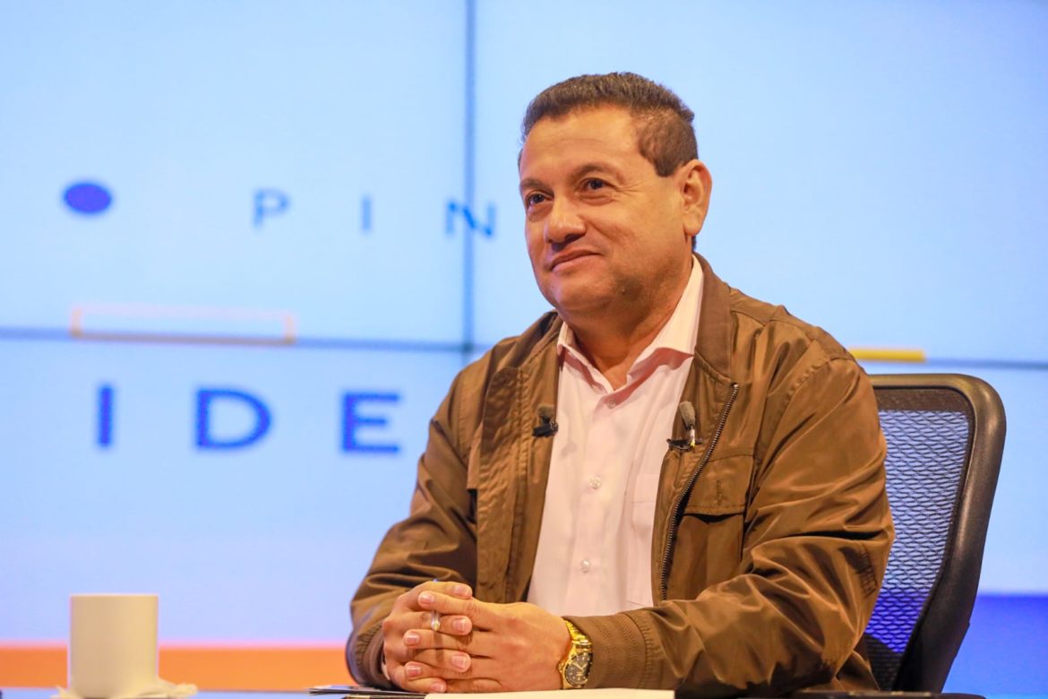 Mtro. Castro: “Un país libre de violencia, un país renaciendo, un país con la mejor mano de obra del mundo. Pero también un país con un gran líder”