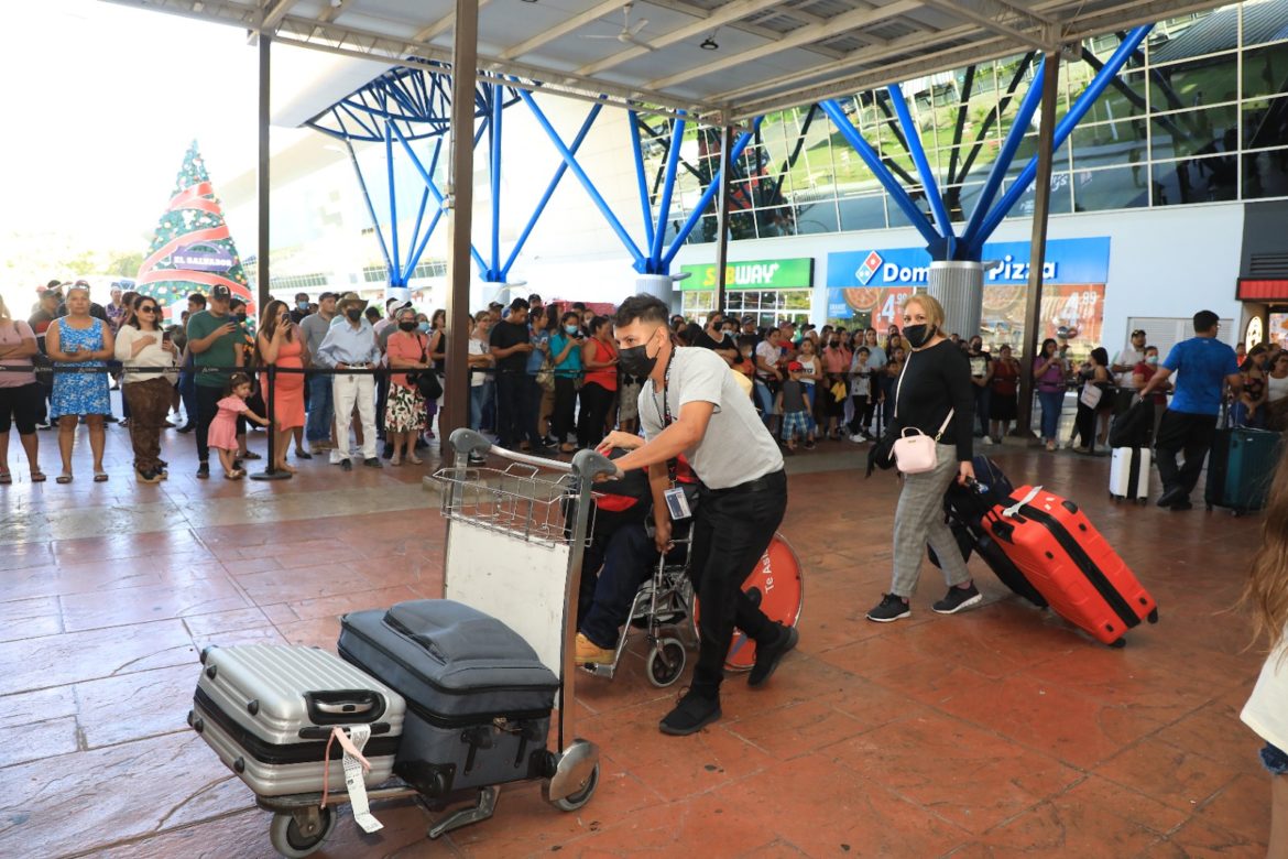 Exonerarán a la diáspora por ingreso de bienes de $3,000