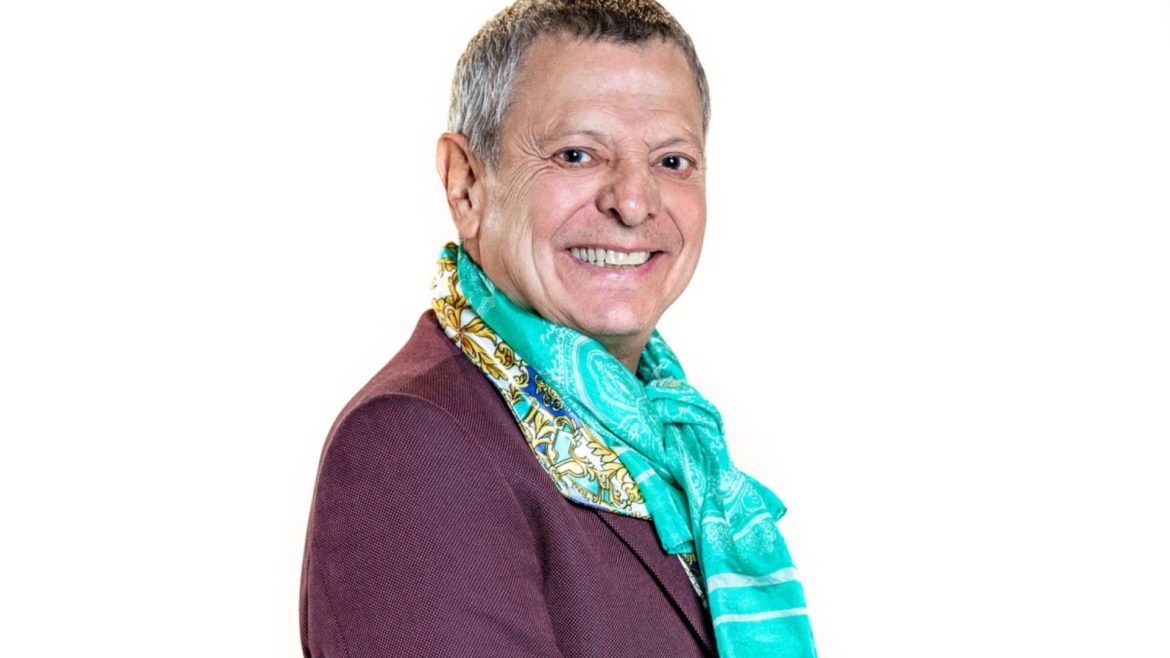 Cesar Bono denuncia que le quieren quitar su casa
