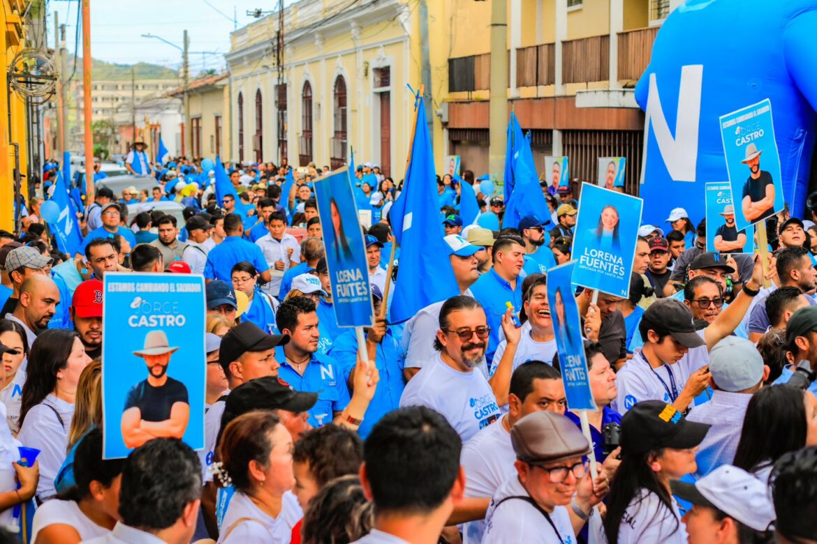 NI presenta solicitud de inscripción de planillas de candidatos a Concejos Municipales en Santa Ana