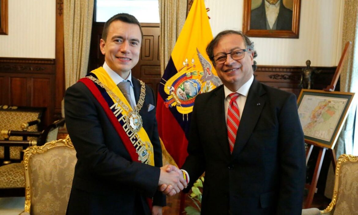 Primera reunión bilateral del presidente Noboa fue con su homólogo colombiano