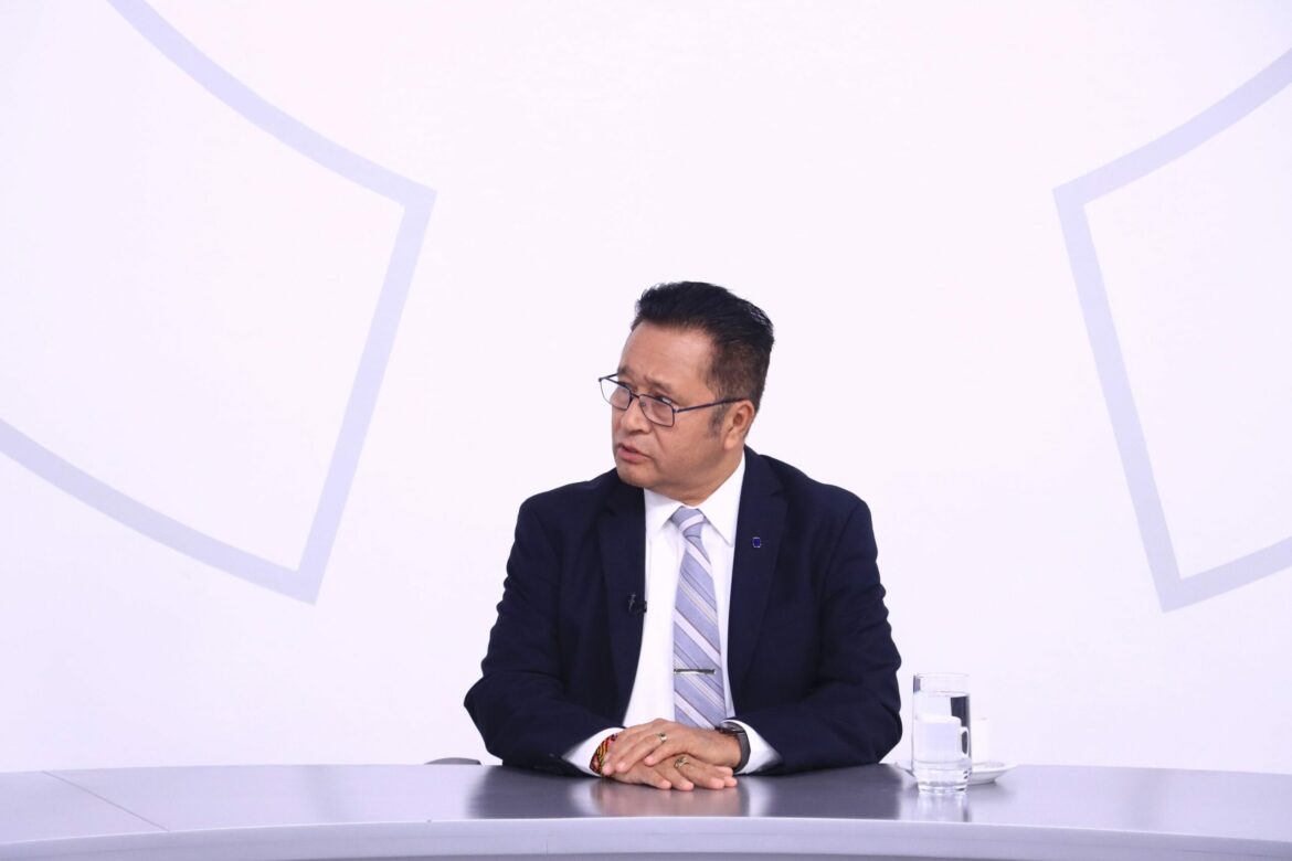 Politólogo Martínez asegura que a los partidos tradicionales se les terminó la época donde se valían del cargo público para mantener el estatus de corrupción