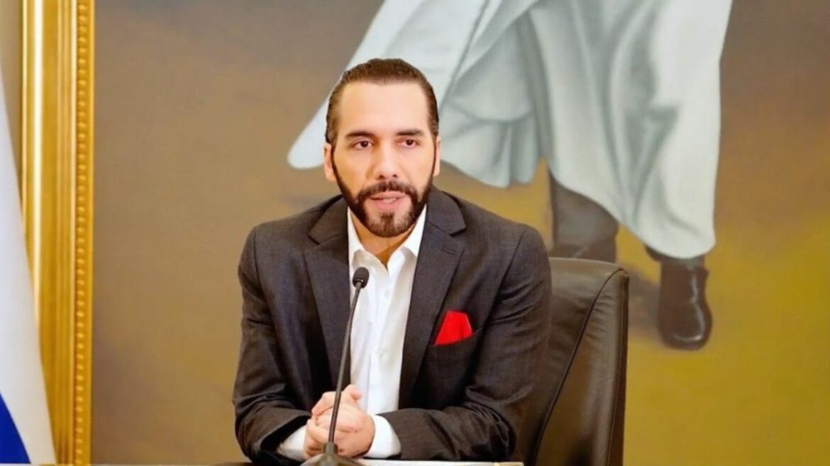 Presidente Bukele pide a fiscal general investigar a sus funcionarios durante su periodo de licencia