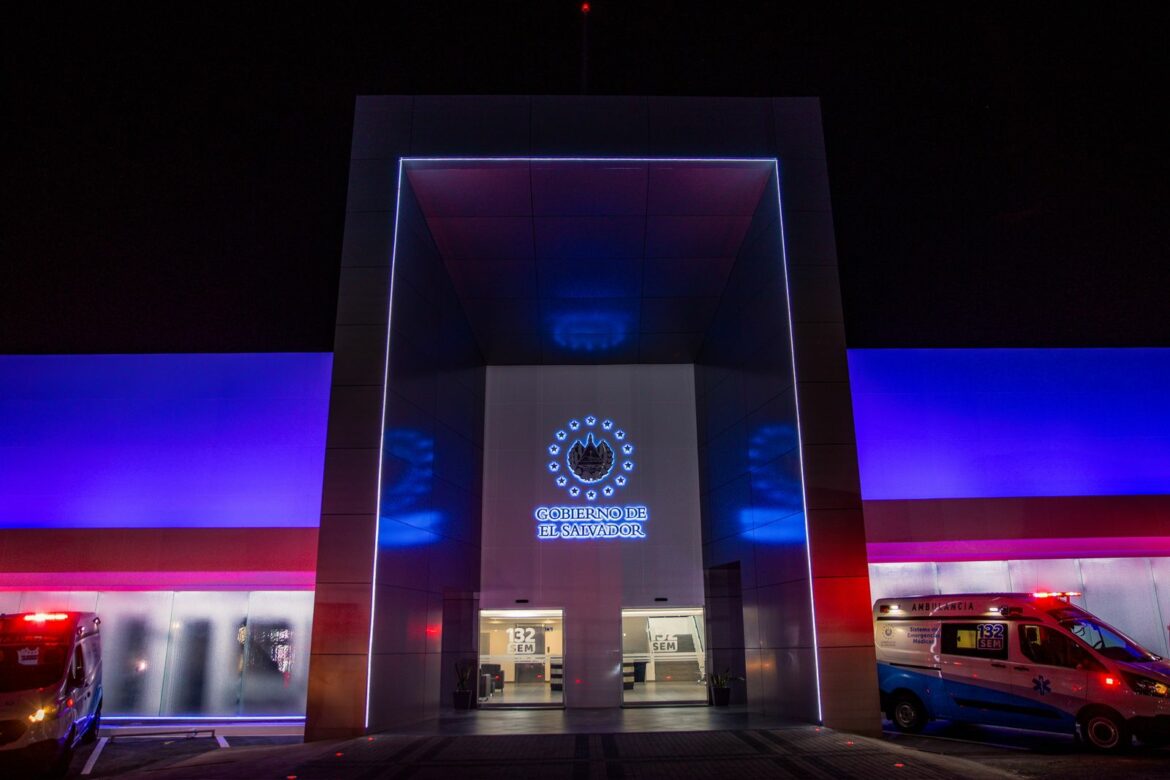 Gobierno inauguró la nueva base central del Sistema de Emergencias Médicas