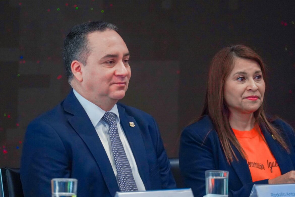 FGR realiza taller sobre el protocolo de actuación para la investigación y persecución penal de las muertes violentas de mujeres