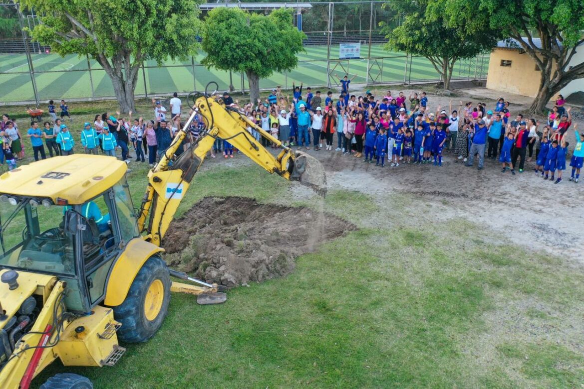 La DOM anuncia remodelación del polideportivo de Santiago Texacuangos
