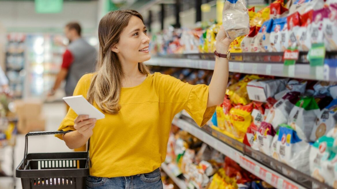 Conoce algunas recomendaciones para ahorrar dinero a la hora de hacer el supermercado