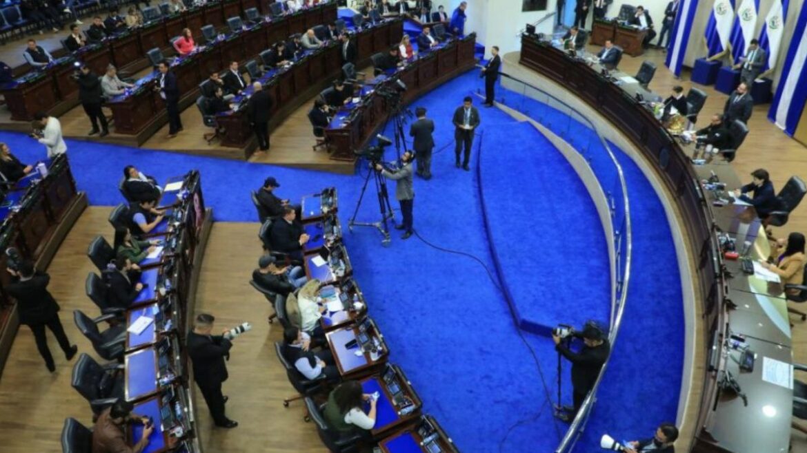 Asamblea declara el 5 de diciembre como el Día Nacional del Pastor Evangélico Salvadoreño