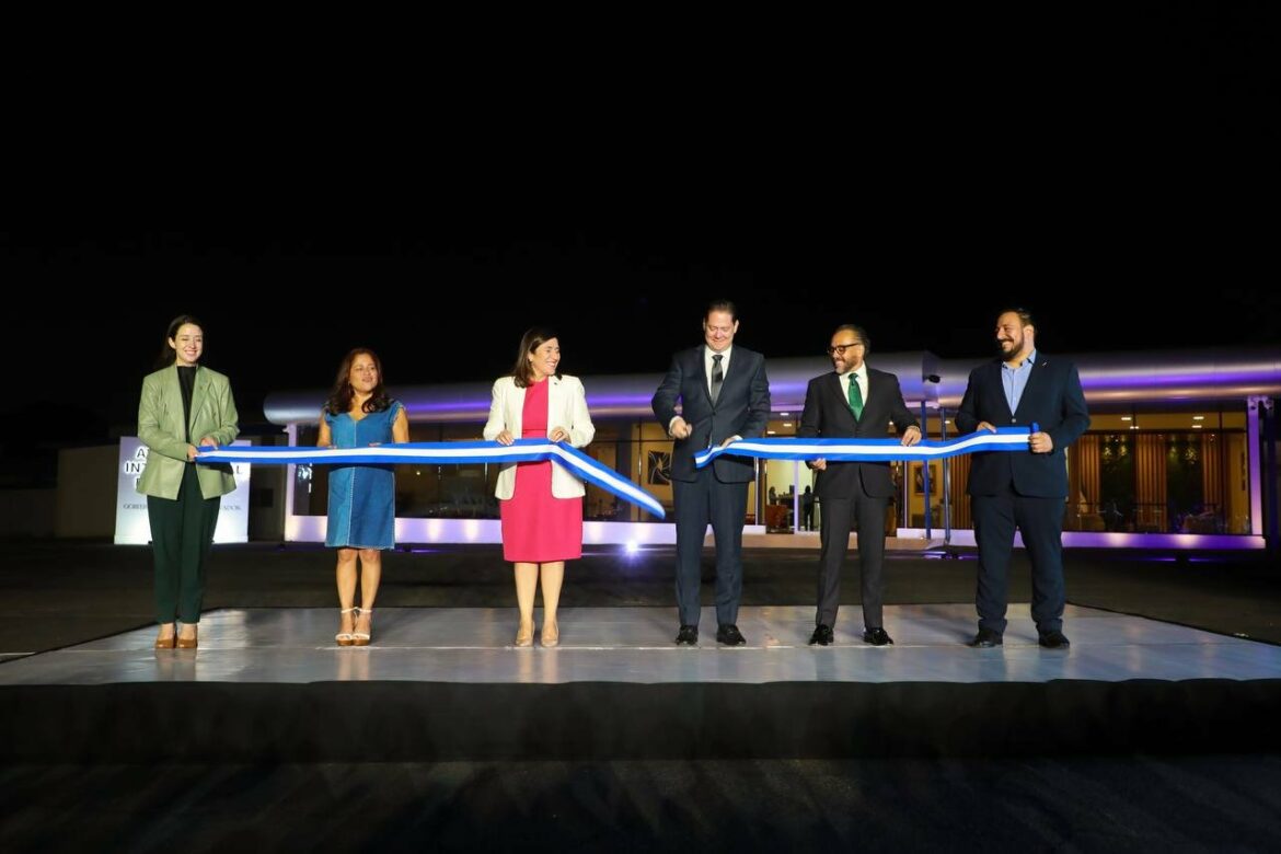 El Gobierno de El Salvador inauguró la nueva terminal de pasajeros del Aeropuerto Internacional de Ilopango