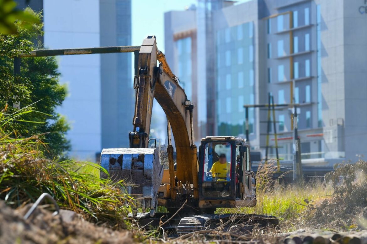 MOP trabaja en terreno donde será el Estadio Nacional de E.S.
