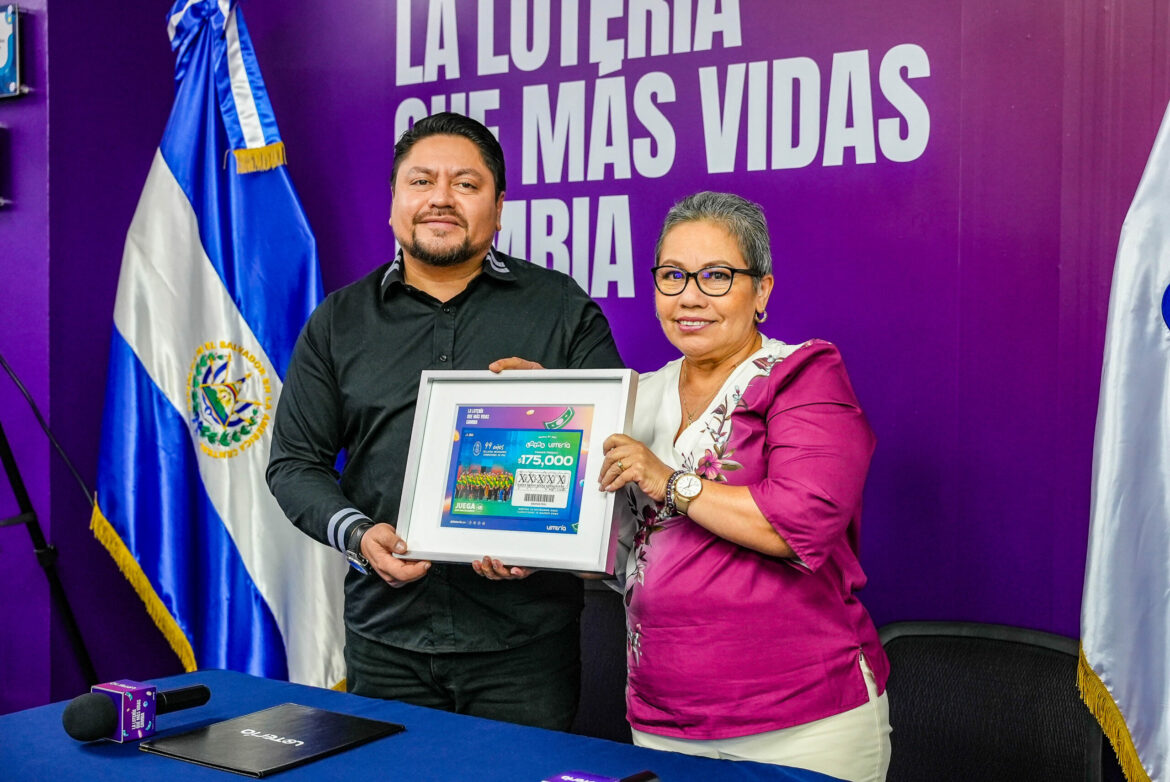 Realizan sorteo para conmemorar el 44 aniversario de lucha y dedicación del SITRALONB