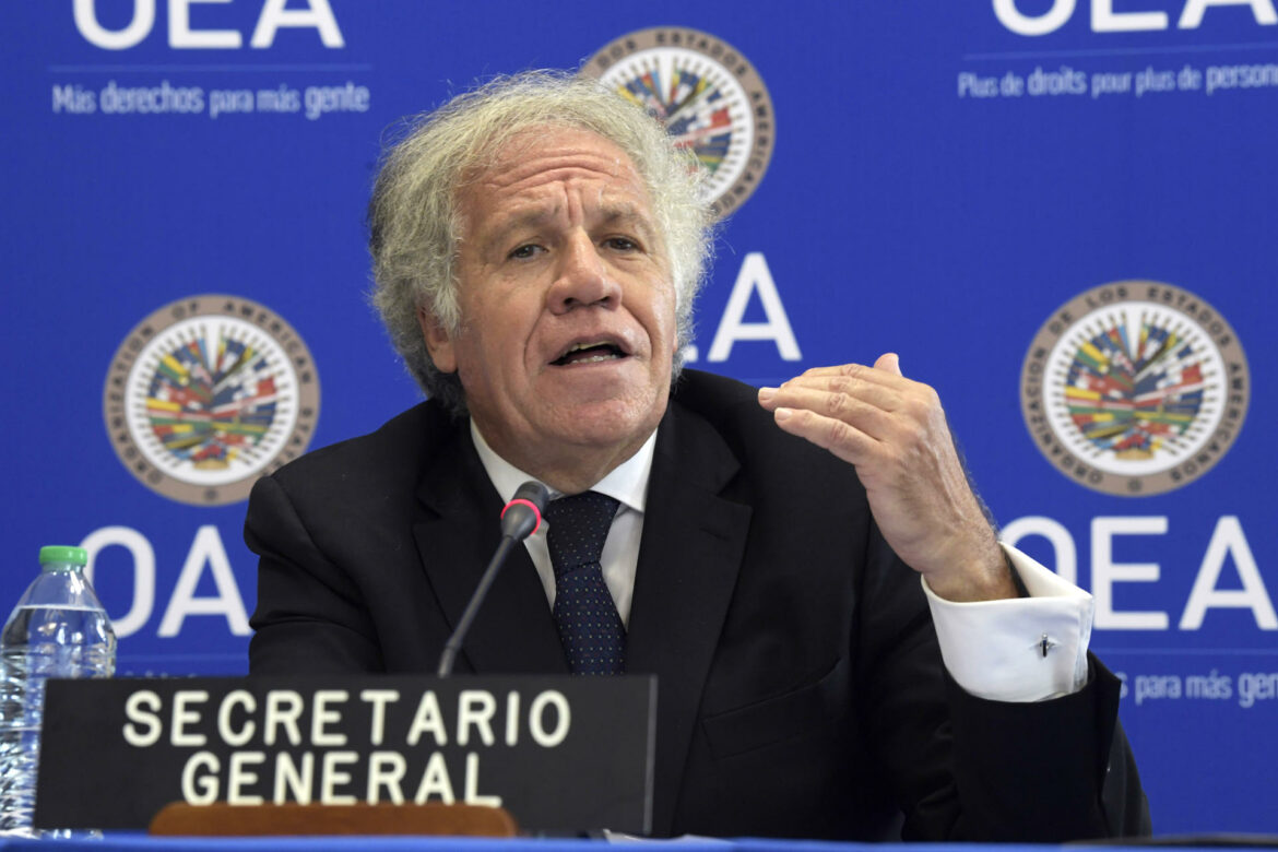 Secretario general de la OEA, Luis Almagro, viajará a Guatemala para evitar un “golpe de Estado”