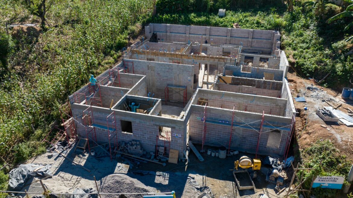 La DOM construye una clínica municipal en Nombre de Jesús, Chalatenango