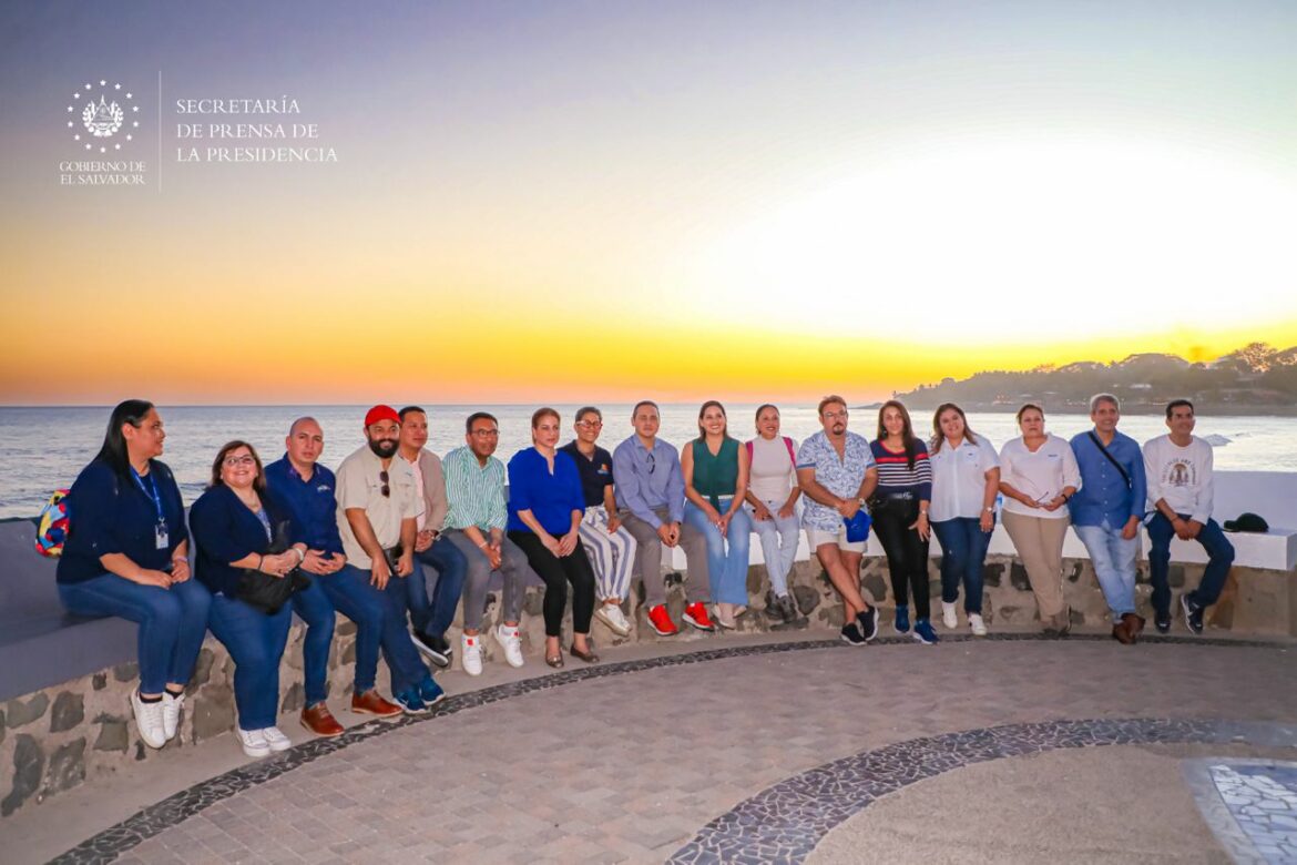 Delegados del SICA visitaron el Complejo Turístico del Puerto de La Libertad