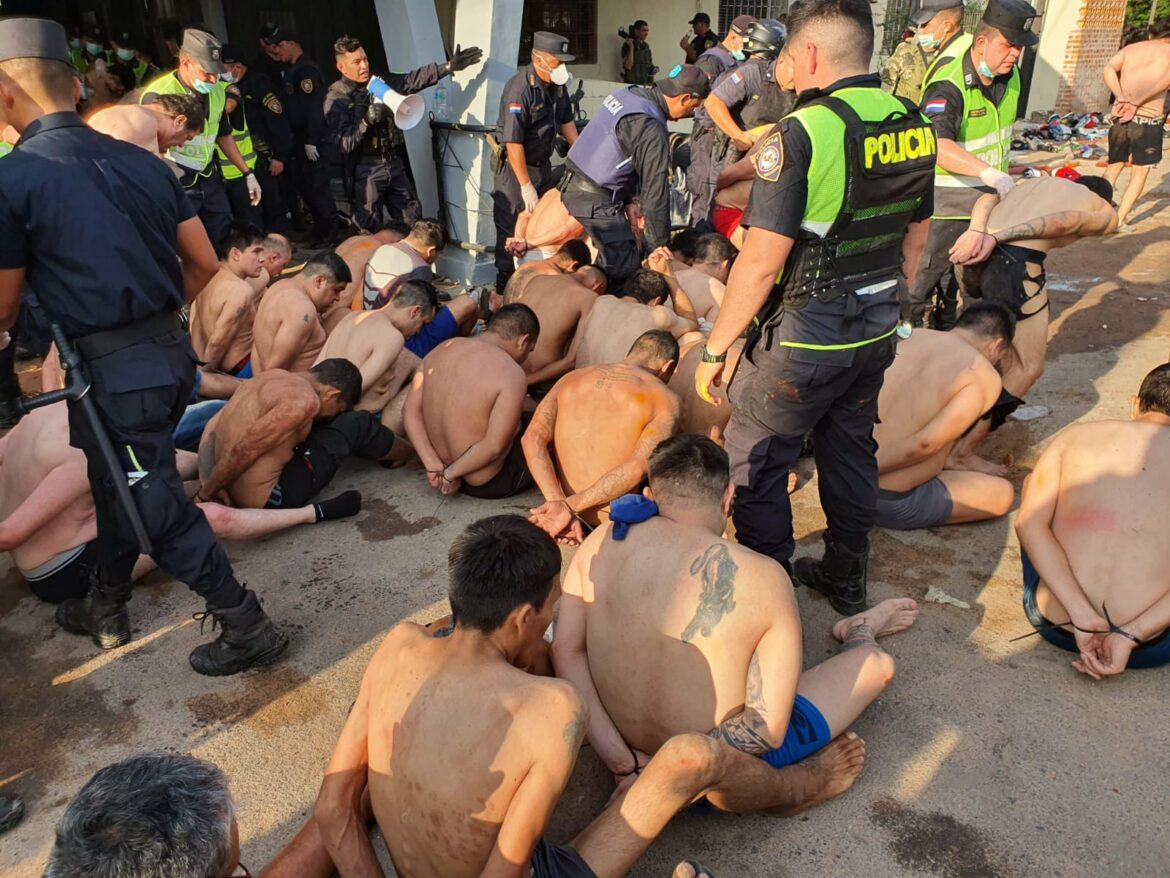 Ejecutan operativo para retomar control de la cárcel más grande de Paraguay