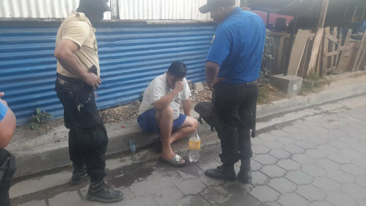 Arrestan a conductor peligroso que ocasionó un siniestro vial y agredió a un agente del CAM