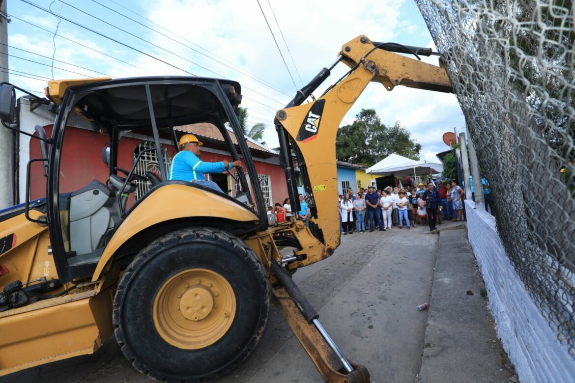 1,200 habitantes de Azacualpa serán beneficiados con la remodelación de una unidad de salud