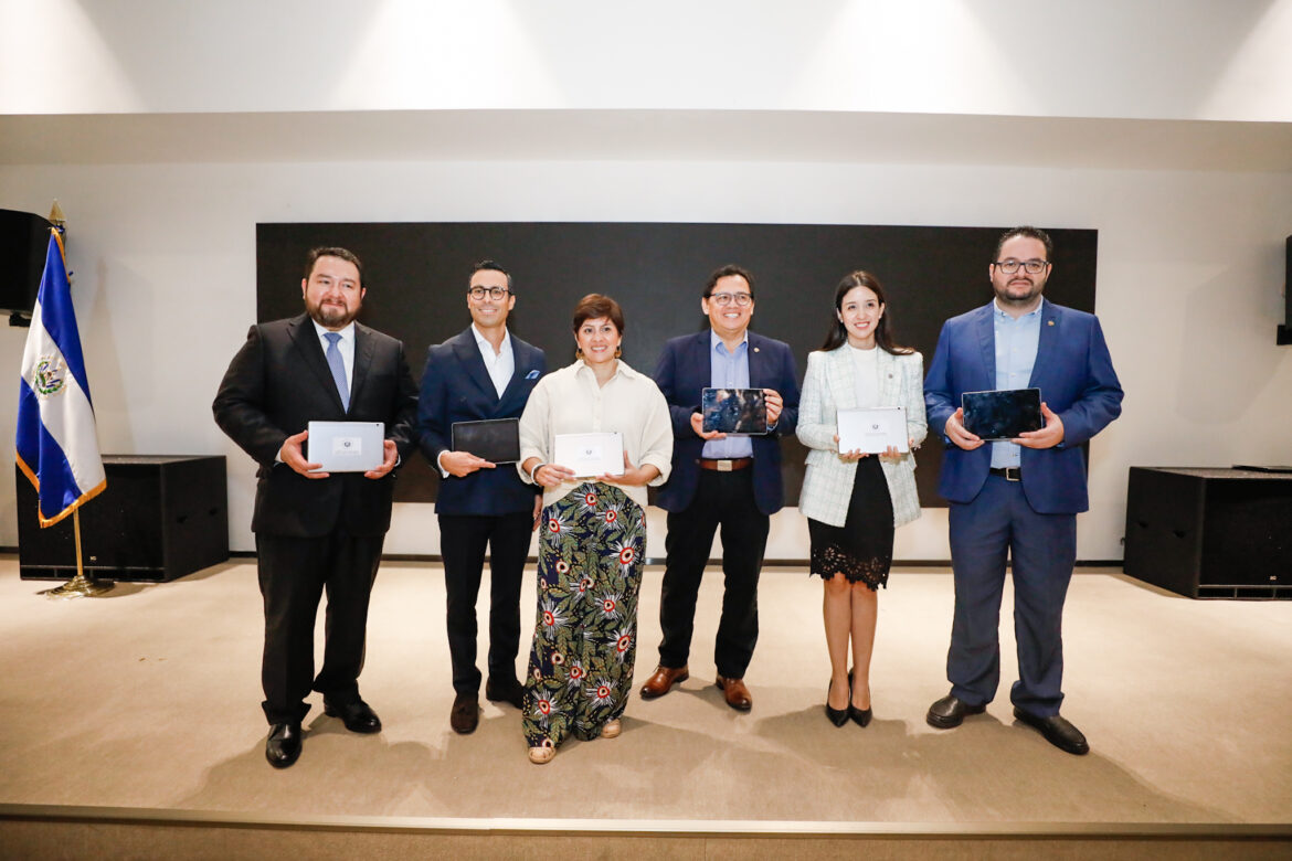 Lanzan la plataforma digital “Sing it”, contribuirá a la enseñanza y el aprendizaje del idioma inglés en los centros educativos