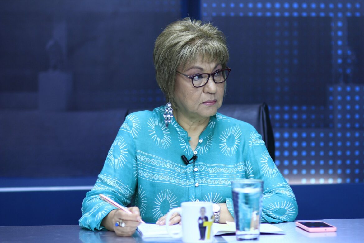 Economista Martínez insta al Gobierno a trabajar en tres «grandes desafíos» en 2024