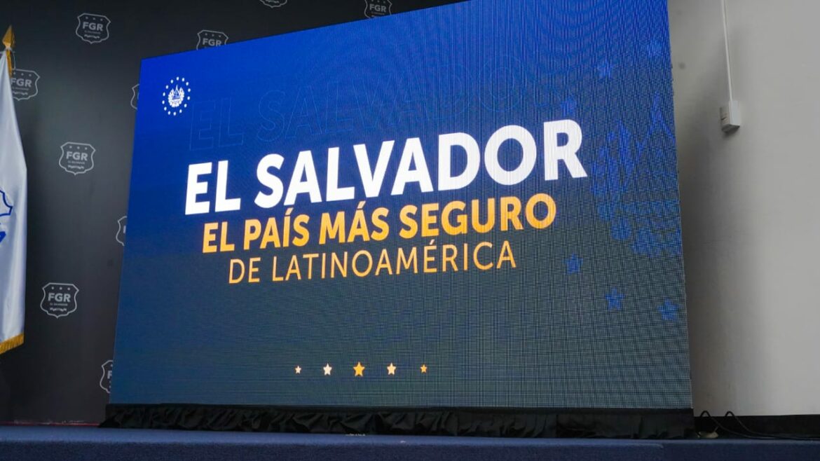 El 2023 se convierte en el año más seguro en la historia de El Salvador. El país es ahora el más seguro de Latinoamérica