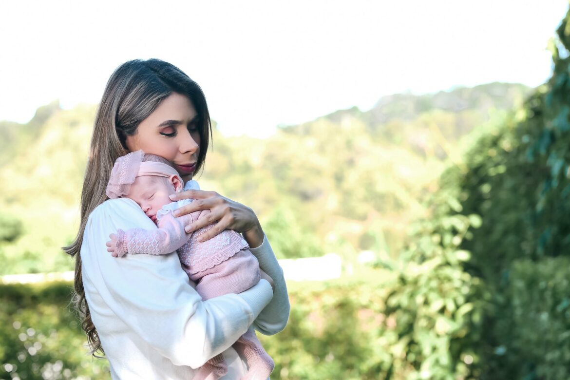 Diputada Marcela Villatoro inicia el año con la llegada de su pequeña Valentina, la cual no dudo en mostrar en redes sociales