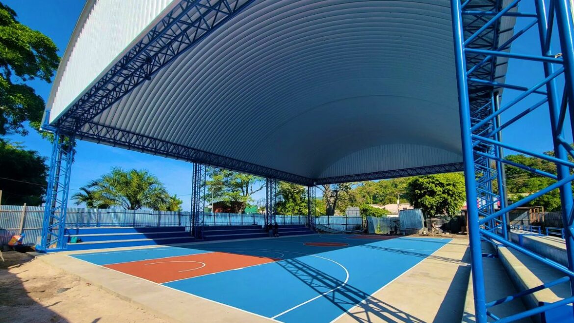 Avanza Construcción del Nuevo Polideportivo En Santa Tecla