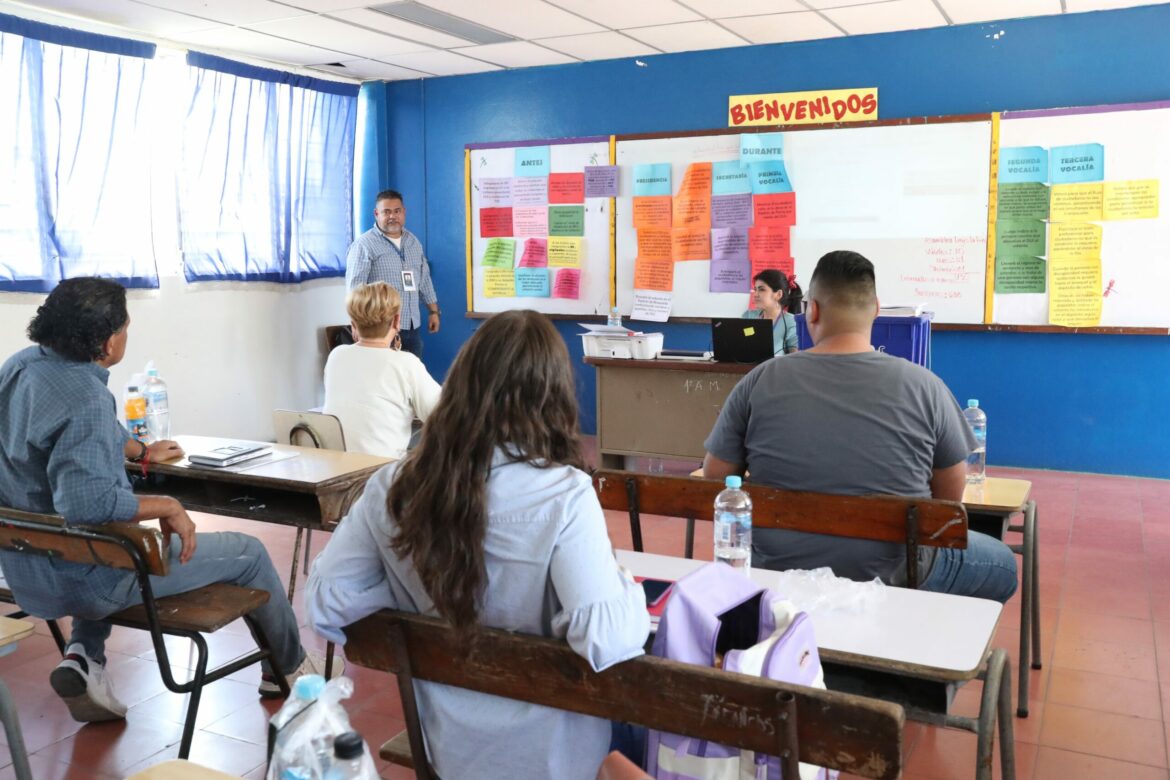El TSE reanudó las jornadas de capacitación a integrantes de Juntas Receptoras de Votos